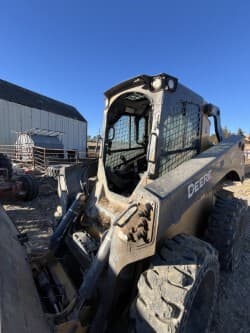 Image of John Deere 332G equipment image 3