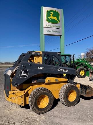 Image of John Deere 332G equipment image 4