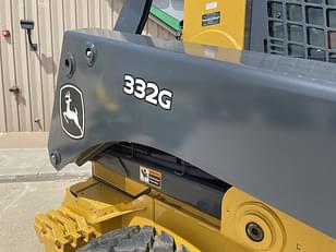 Main image John Deere 332G 10