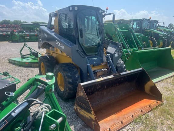 Image of John Deere 332G Primary image