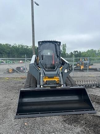 Image of John Deere 333G equipment image 4