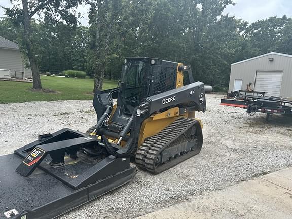 Image of John Deere 333G Primary image