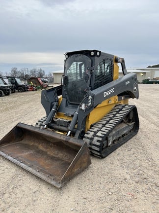 2020 John Deere 333G Equipment Image0