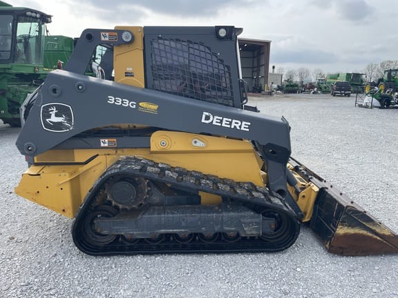 Main image John Deere 333G