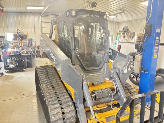 2020 John Deere 333G Equipment Image0