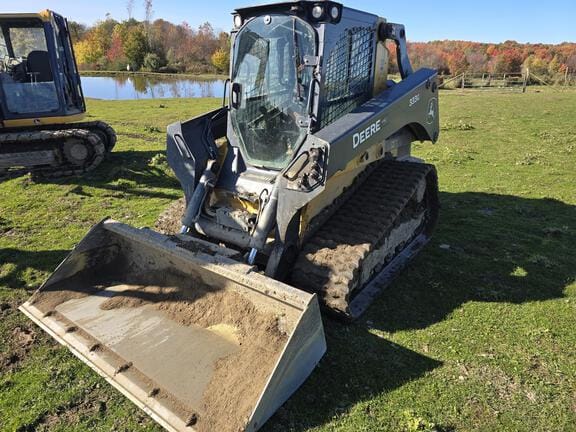 2020 John Deere 333G Equipment Image0