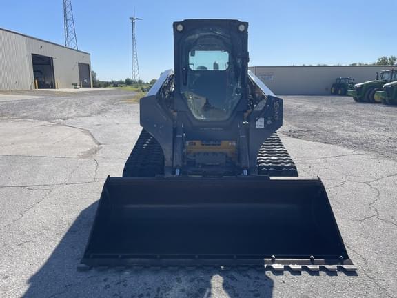 Image of John Deere 333G equipment image 1