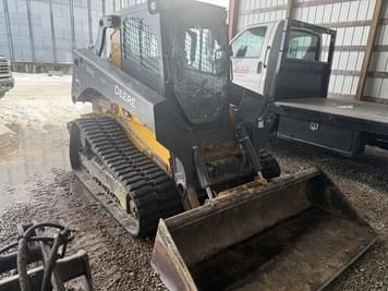 Main image John Deere 333G