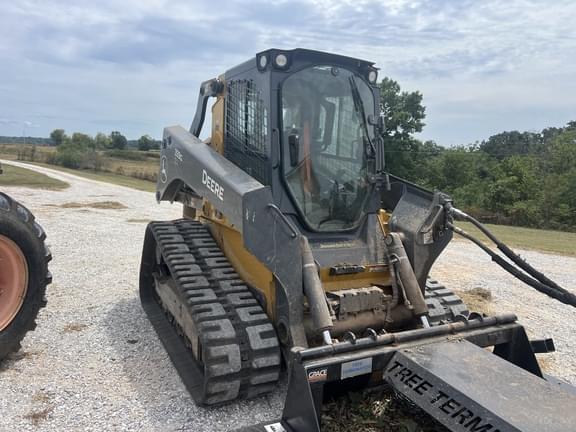 Image of John Deere 333G equipment image 1