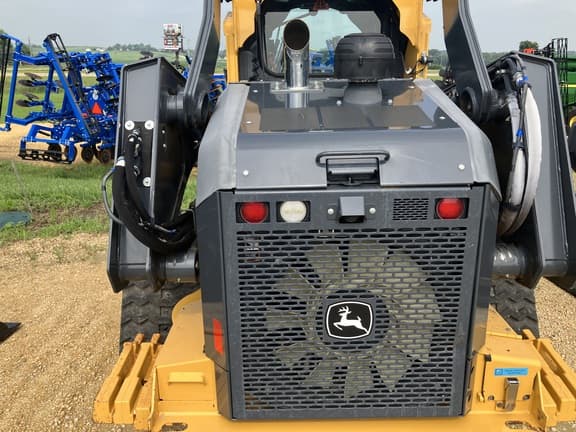 Image of John Deere 333G equipment image 4