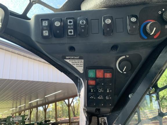 Image of John Deere 333G equipment image 3