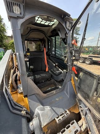 Image of John Deere 333G equipment image 1