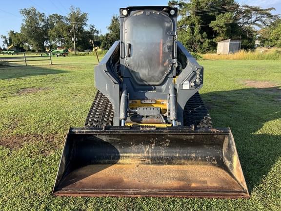 Image of John Deere 333G equipment image 4
