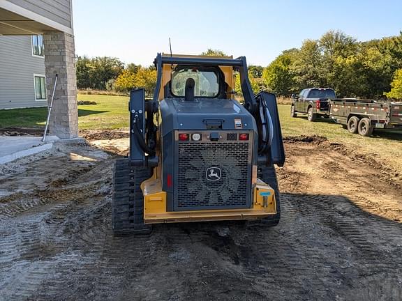 Image of John Deere 333G equipment image 1