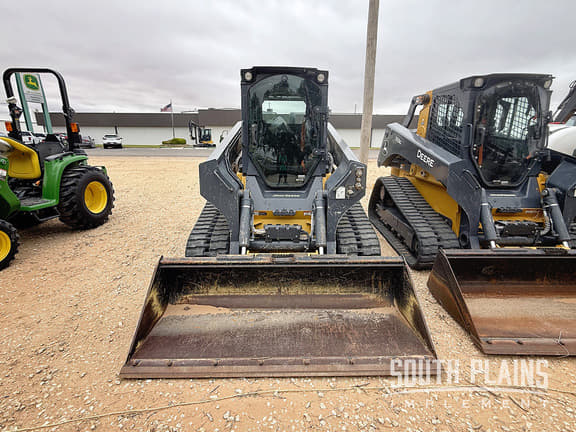 Image of John Deere 333G equipment image 3