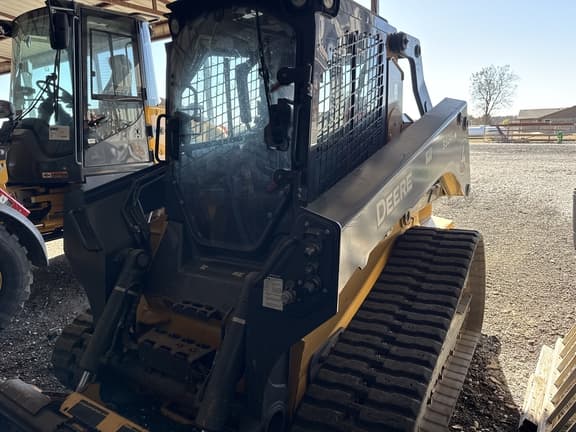 Image of John Deere 333G equipment image 4