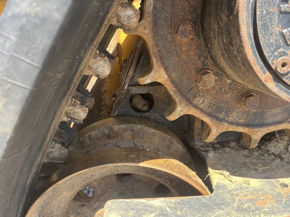 Image of John Deere 333G equipment image 3