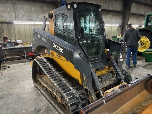 Image of John Deere 333G equipment image 1