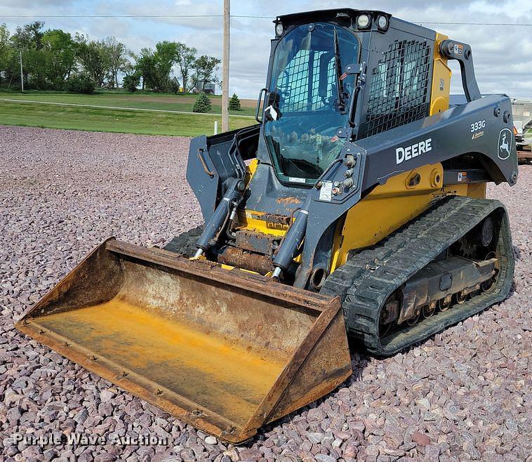 Image of John Deere 333G Primary image