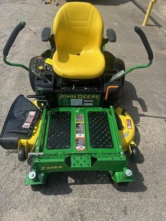 Image of John Deere Z345R equipment image 1