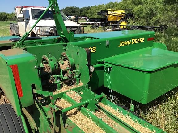 Image of John Deere 338 equipment image 2