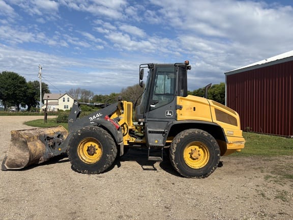 2020 John Deere 344L Equipment Image0