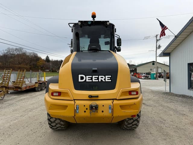 Image of John Deere 344L equipment image 4