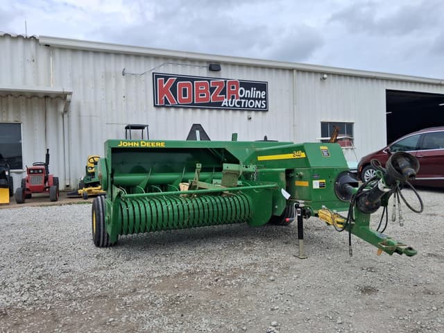 Image of John Deere 348 equipment image 2
