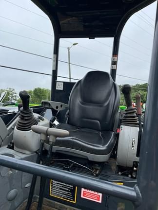Image of John Deere 35G equipment image 4