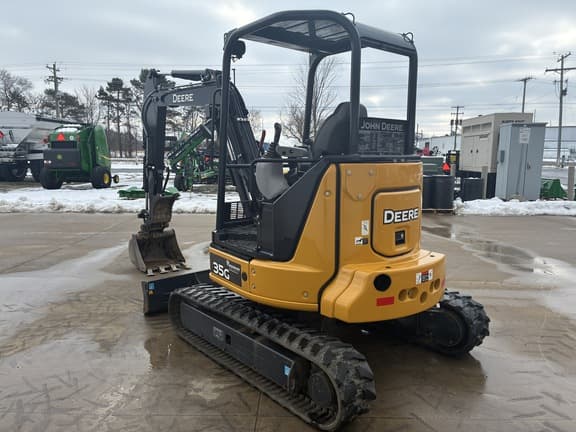 Image of John Deere 35G equipment image 4