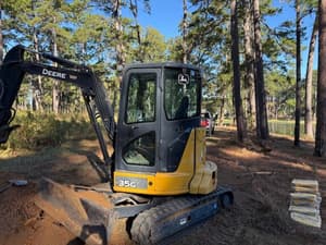2020 John Deere 35G Image