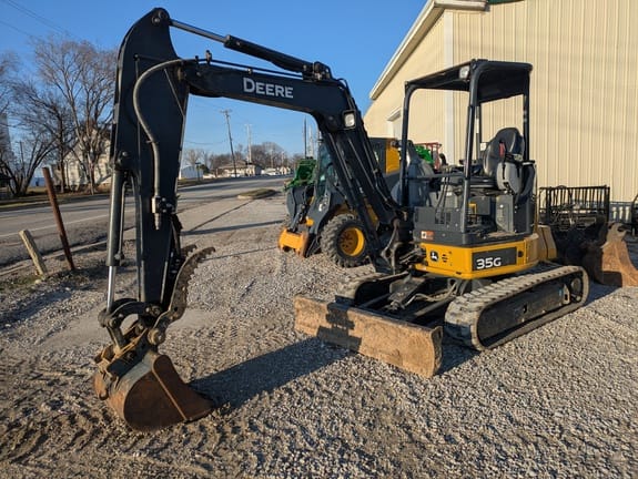 2020 John Deere 35G Equipment Image0
