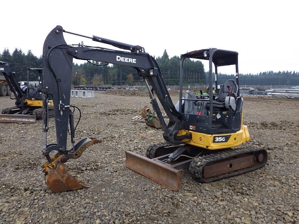 2020 John Deere 35G Equipment Image0