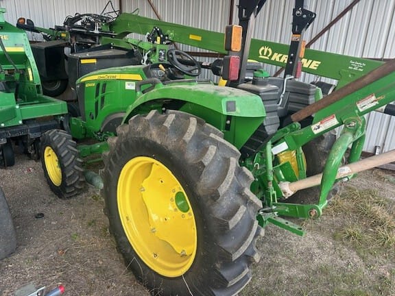 2020 John Deere 4044M Equipment Image0