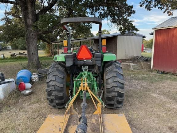 Image of John Deere 4044M equipment image 3