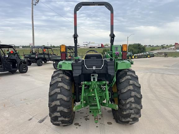 Image of John Deere 4044M equipment image 3