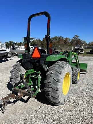 Image of John Deere 4044M equipment image 3