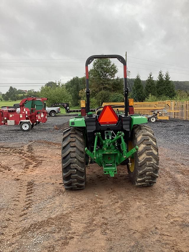 Image of John Deere 4044M equipment image 2