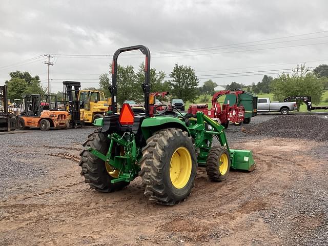 Image of John Deere 4044M equipment image 3