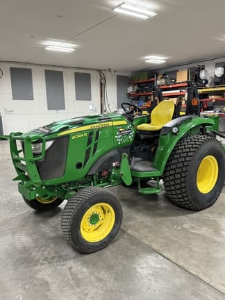 Main image John Deere 4044R