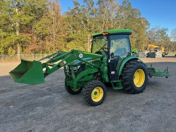 Main image John Deere 4044R