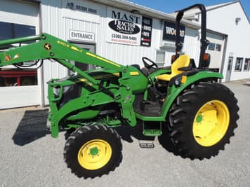Main image John Deere 4044R