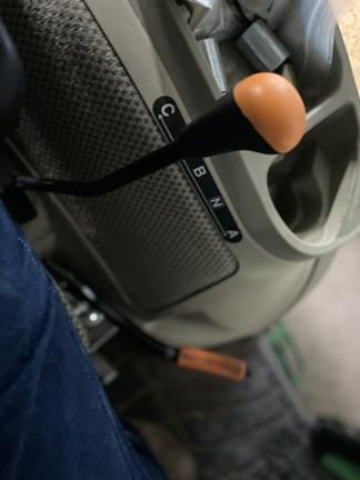 Image of John Deere 4044R equipment image 4