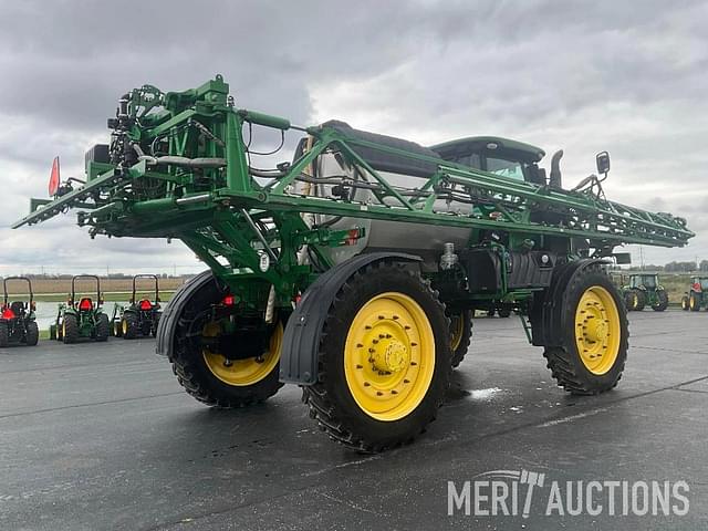 Image of John Deere R4045 equipment image 4