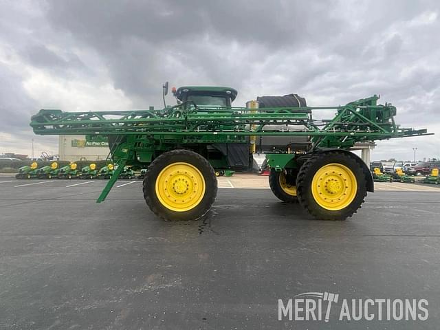 Image of John Deere R4045 equipment image 1