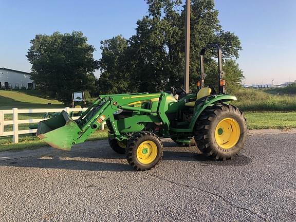 Main image John Deere 4052M 1