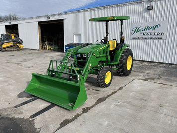 Main image John Deere 4052M