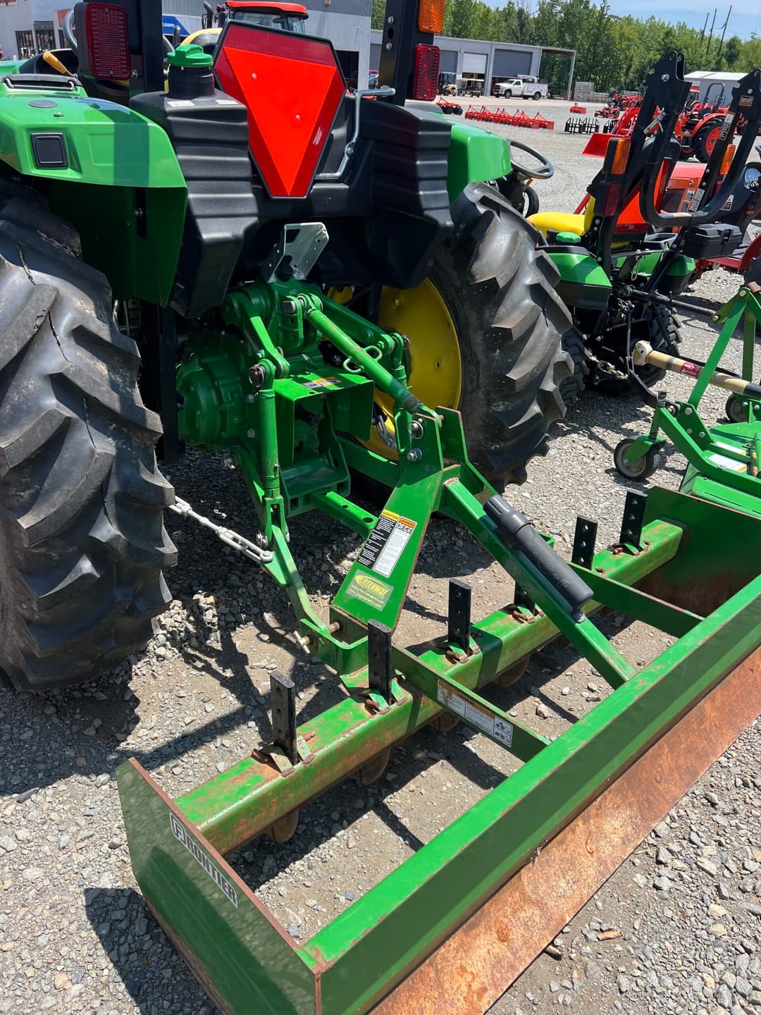 Image of John Deere 4052M Image 1