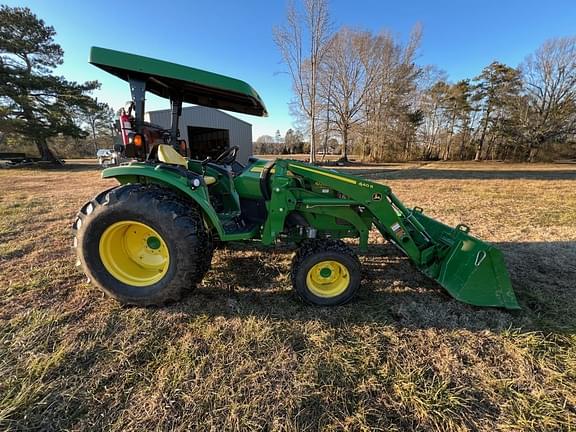 Image of John Deere 4052M Primary image