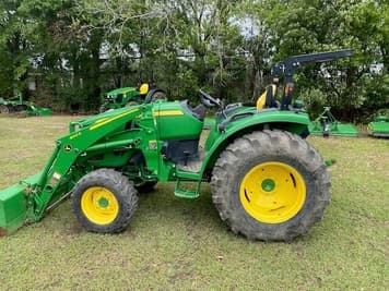 Main image John Deere 4052R